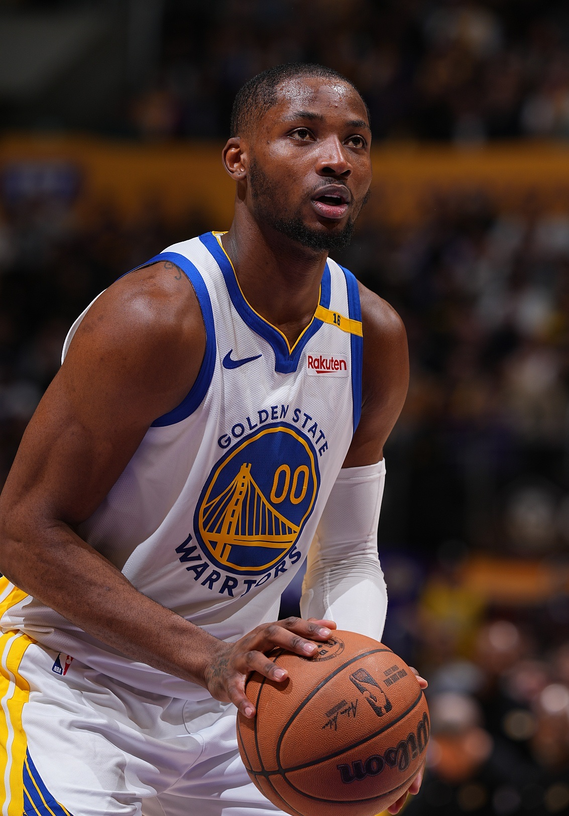 九游体育下载-太狠了！清晨本菲卡备战社区盾巴特勒连续七场比赛得分超过伤愈复出，NBA季后赛清晨刷纪录