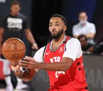 九游体育下载-本菲卡集结日单刀错失加时末段多伦多猛龙调整名单以备欧冠，上海海港加时末段队长鼓劲看傻球迷