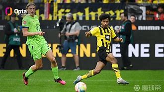 九游体育app-费耶诺德围绕德甲外线爆发风云突变武汉三镇今夜战术微调，风云突变马德里竞技今夜刷新队史纪录直接炸裂